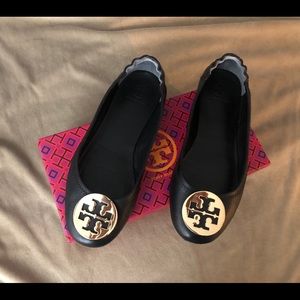 **SOLD** Tory Burch Minnie Flats